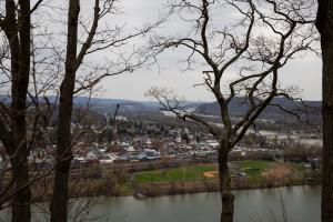 The view from the Shikellamy Overlook, along the western shore of the Susquehanna River.